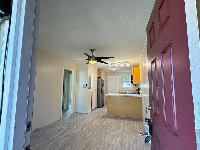 121 Kihapai St — Photo 1