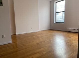 365 Broadway APT 4, Brooklyn, NY 11211