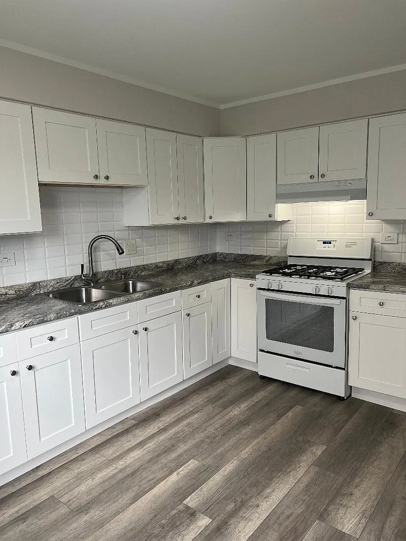 1 bed, 800 sqft, $1,550 — Photo 2
