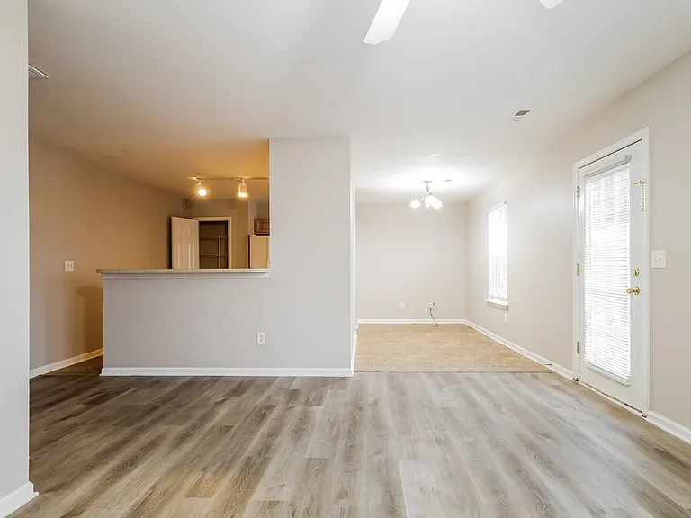 9446 Dewey Dr — Photo 5