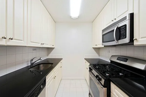 Rented by Ann Ferguson, LLC | media 12