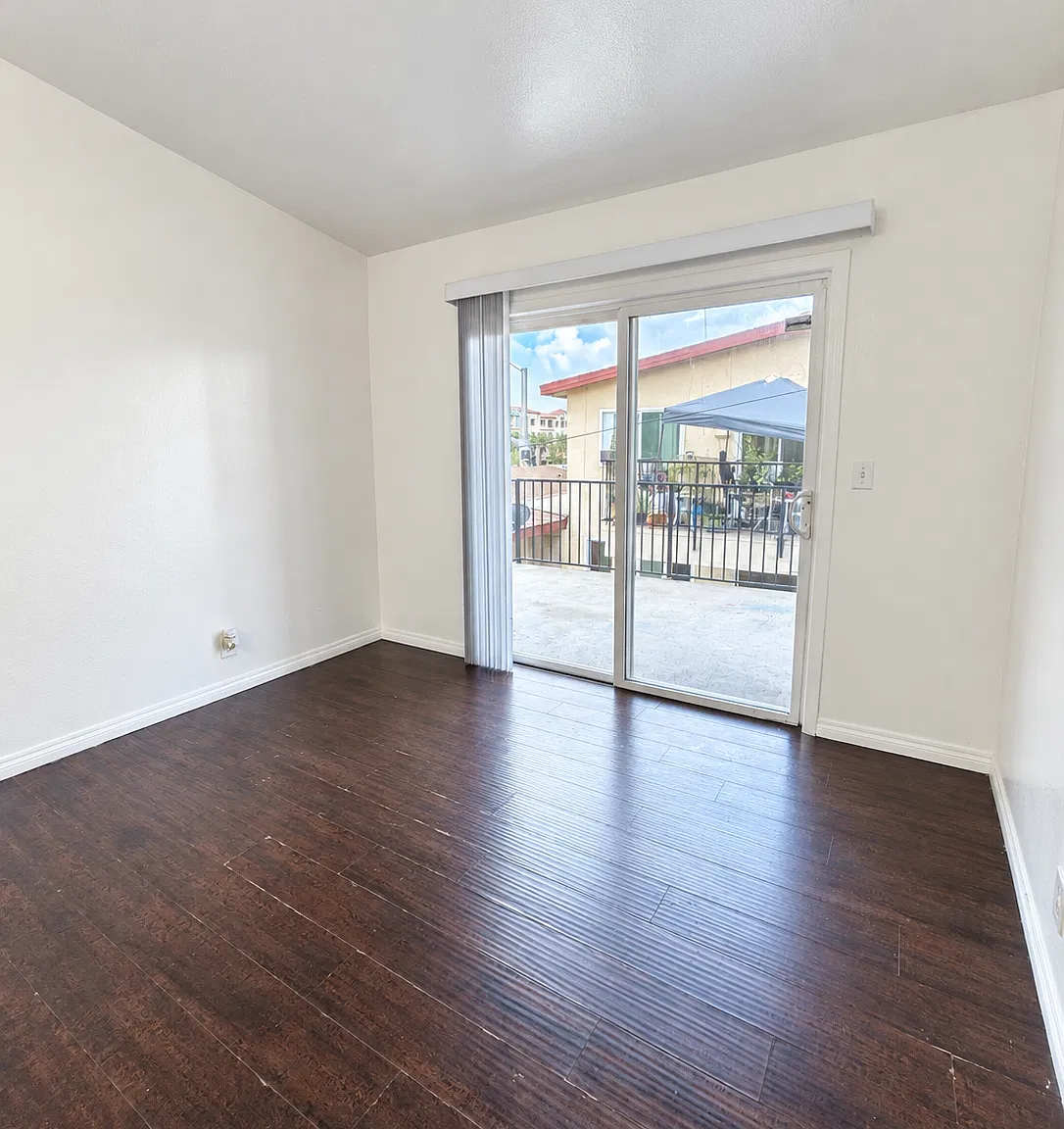 2 bed, 850 sqft, $1,950 — Photo 4