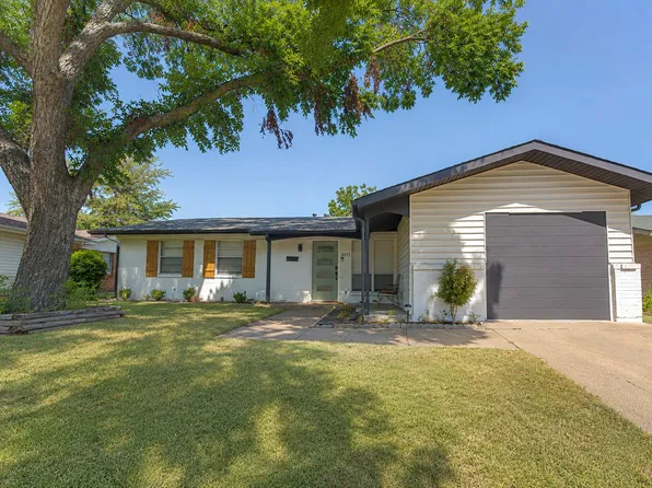 3217 Centennial Dr, Garland, TX 75042