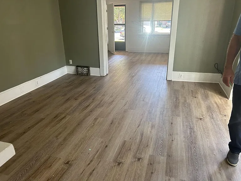 227 N 400 E — Photo 10