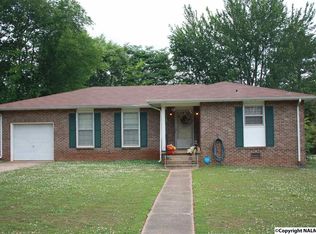 2908 Claiborne Rd NW, Huntsville, AL 35810