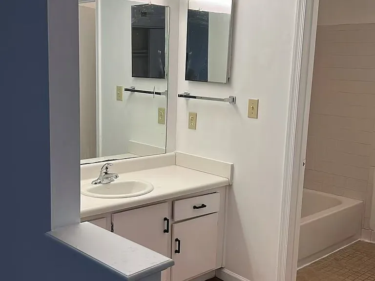 119 Kingsbury Dr — Photo 10