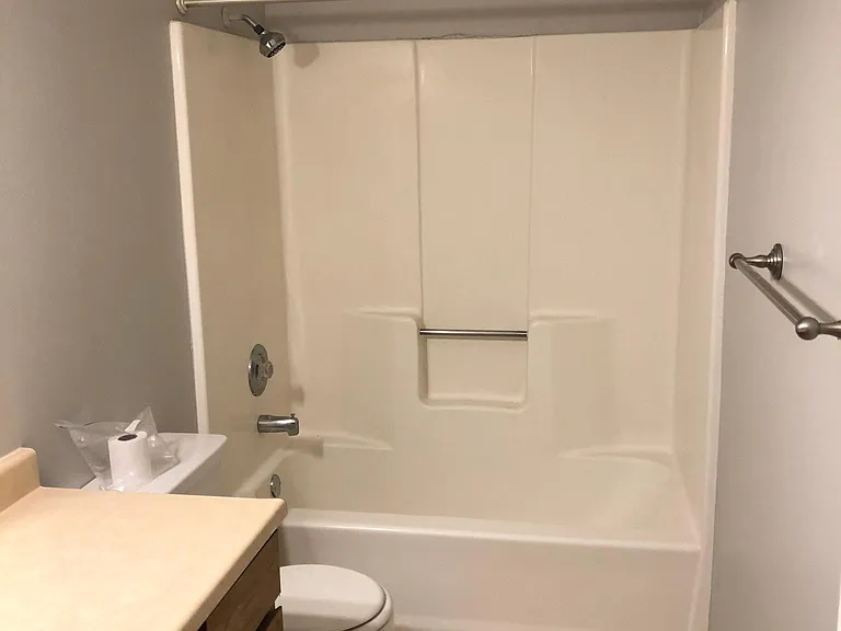 W 360 N — Photo 17