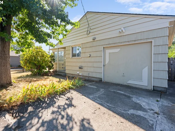 7826 SE Raymond St, Portland, OR 97206