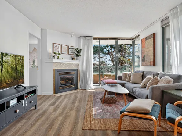 7288 Acorn Ave #410, Burnaby, BC V5E 4H6