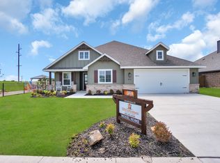 104 Bailey Ranch Dr, Lindsay, TX 76250