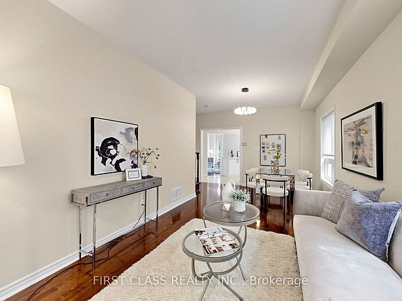 5th image of 89 Castan Ave