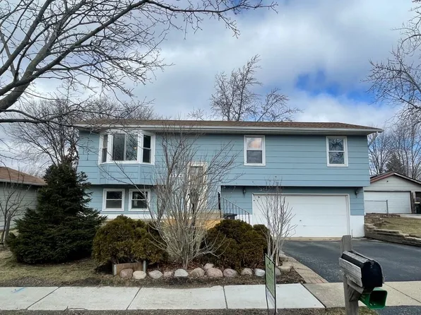 3874 Harwick Ln, Park City, IL 60085