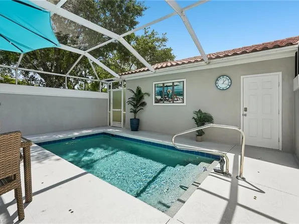 15599 Latitude DR, BONITA SPRINGS, FL 34135