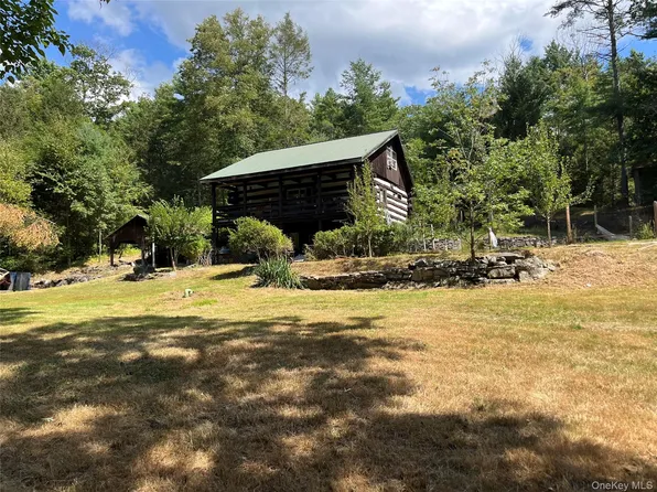 126 Yulan-Barryville Road, Barryville, NY 12719