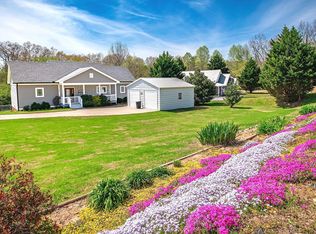 18 Shady Grove Ln, Blue Ridge, GA 30513