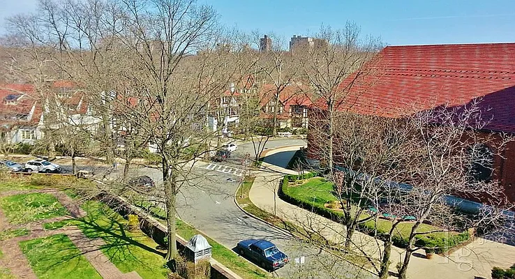 Rented by Hecht Group | media 3