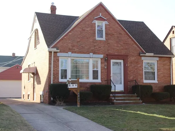 8909 Morton Ave, Brooklyn, OH 44144