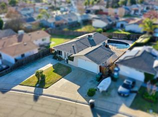 805 Madsen Dr, Ripon, CA 95366