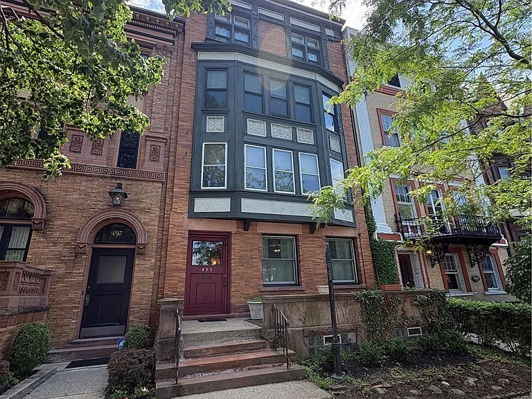 493 Delaware Ave #3 — Photo 1