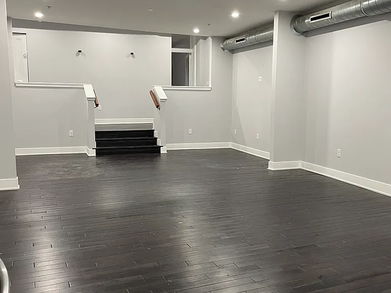 929 Marlborough St #27 — Photo 9