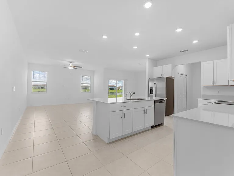 32063 Pop Ash Pl — Photo 4