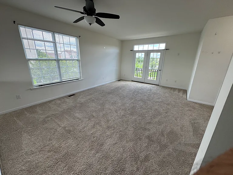 1561 E Matisse Dr — Photo 7