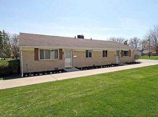 333 Lacombe Dr, Maumee, OH 43537