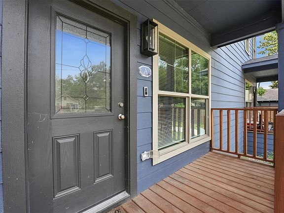 4th image of 2336 Charles Rd #A