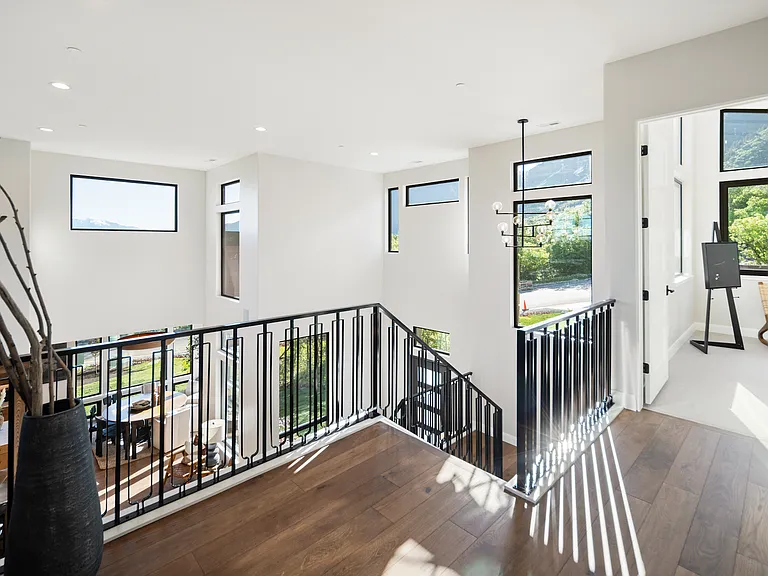 1040 S Summit Creek Dr — Photo 16