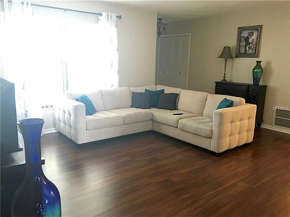 3rd image of 7613 Ceres Dr