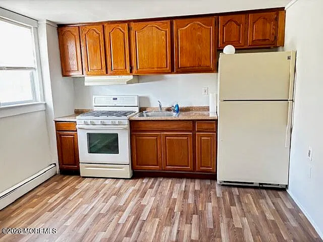 547 Harding Ave — Photo 3