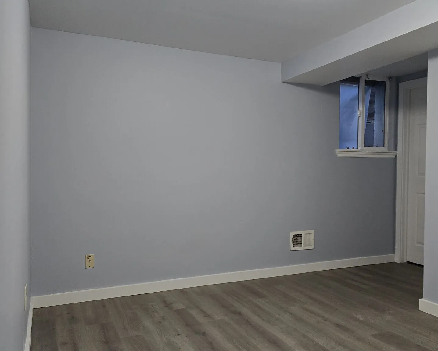 3 bed, 1160 sqft, $3,500 — Photo 2