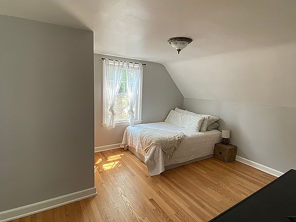 5th image of 8524 W Wright St