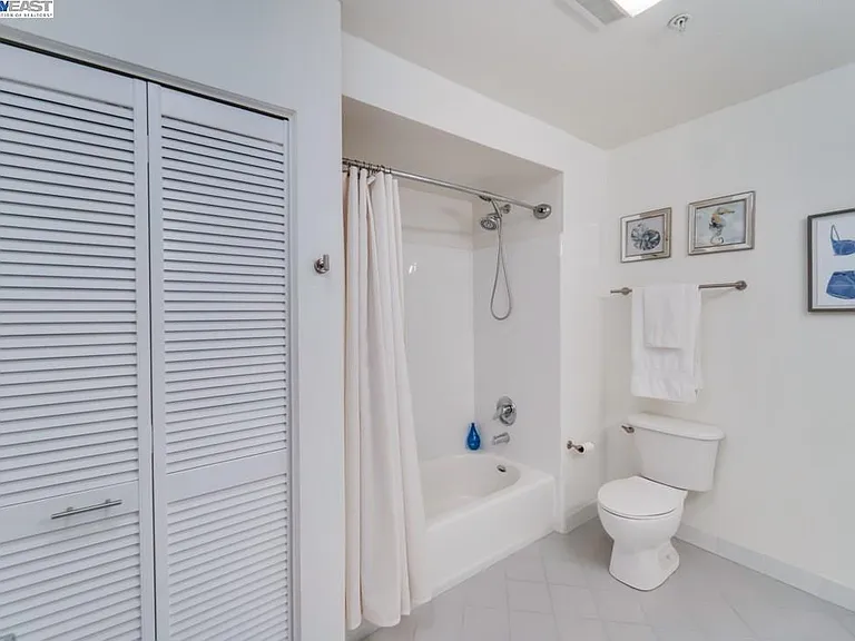 8200 Oceanview Ter #104 — Photo 12