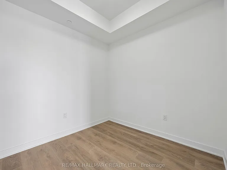 1185 Dupont St #515 — Photo 13