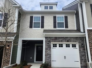 7150 Bentz St, Charlotte, NC 28269