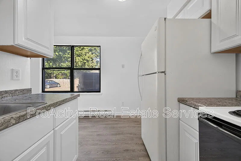 1436 Picadilly St — Photo 4