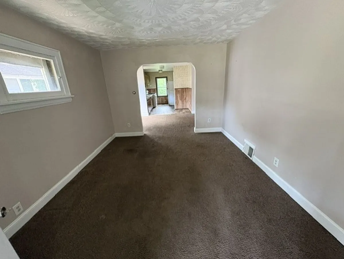 Building Photo - 680 Grifton Ave
