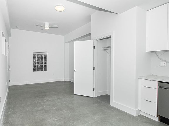 4th image of 65 Buena Vista Ave E