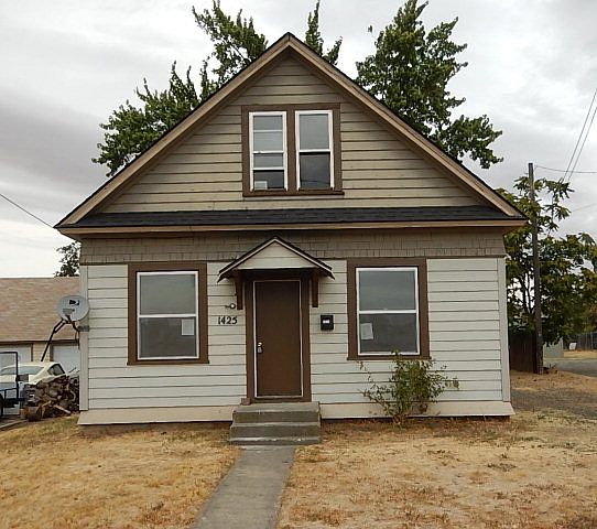 1st image of 1425 University St