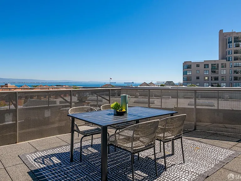 219 Brannan St #5G — Photo 39