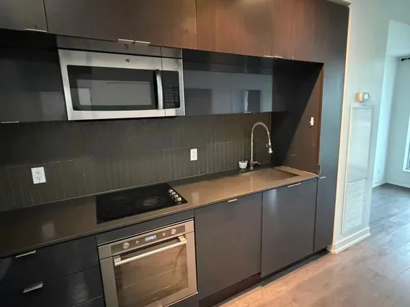 28 Avondale Ave, Toronto, ON