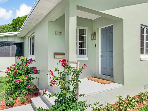 1201 N Palmway, Lake Worth Beach, FL 33460