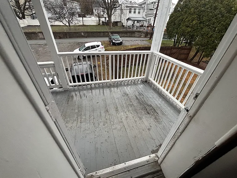 409 W Broad St #4 — Photo 17