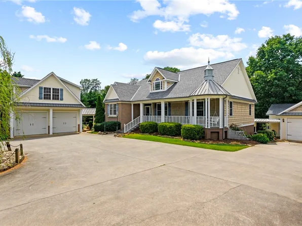 106 Woodcross Way, Easley, SC 29642
