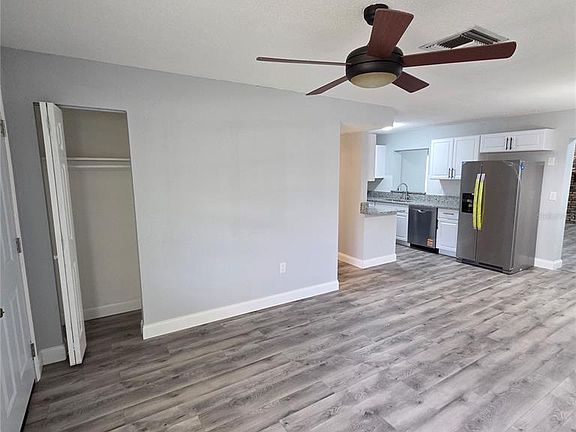 5th image of 810 SWISS LANE