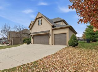 24004 W 124th St, Olathe, KS 66061