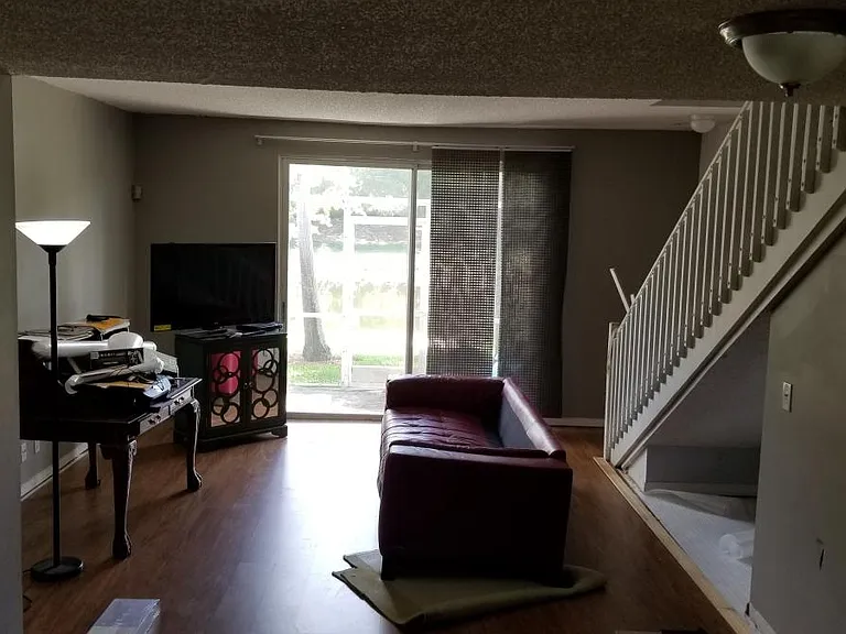 1354 Veracruz Ln — Photo 2