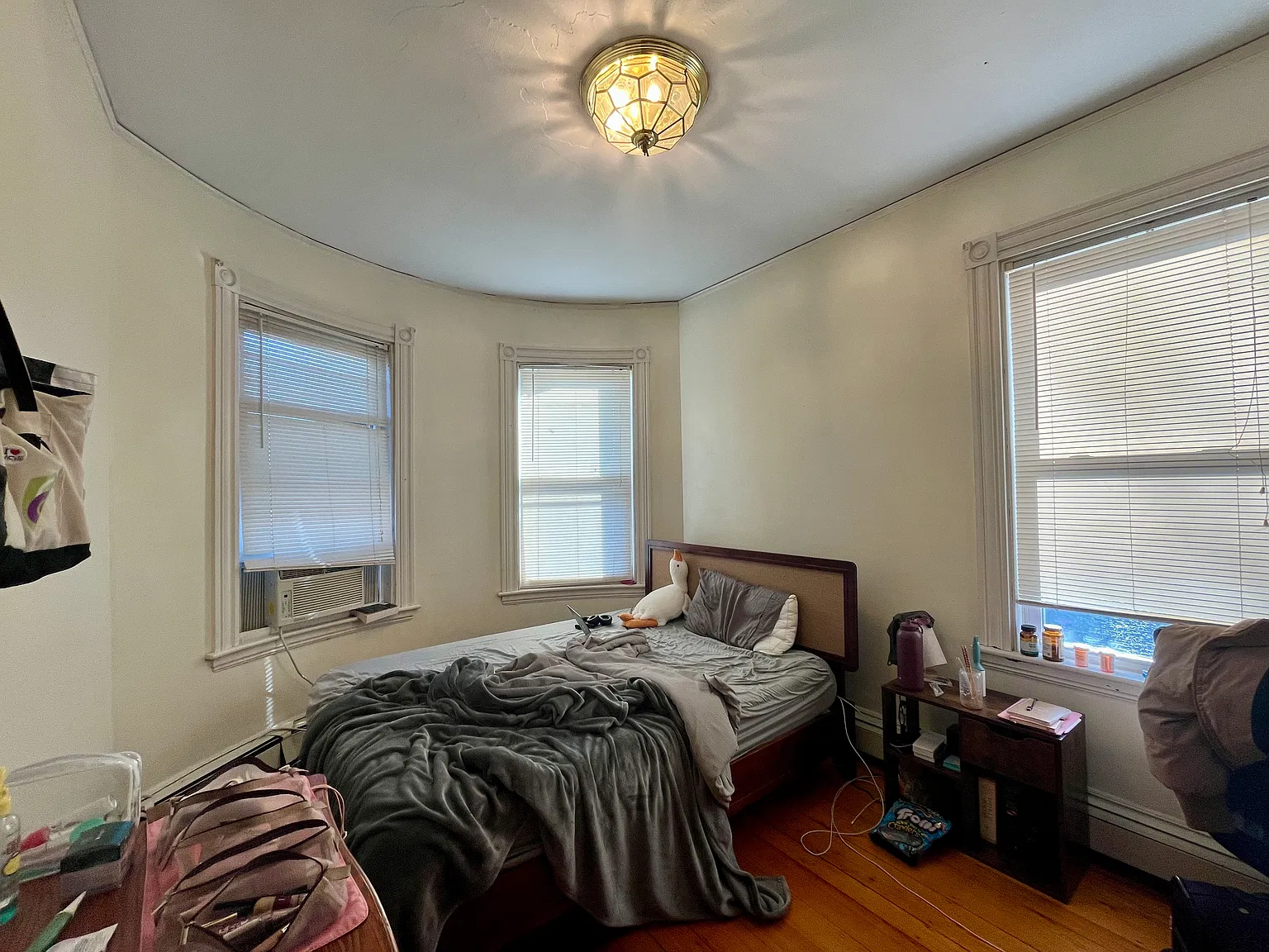 4 bed, $5,600 — Photo 4