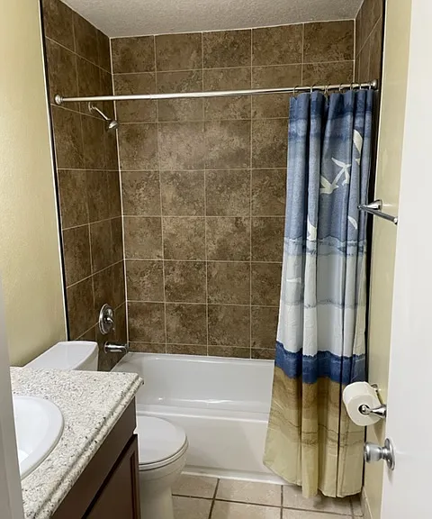 116 Reserve Cir #208 — Photo 5